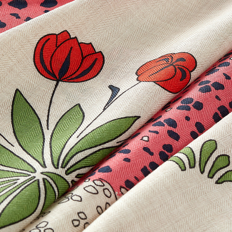 Les Leopards 트라이앵글, 보기: , 3개 중 3번째 보기