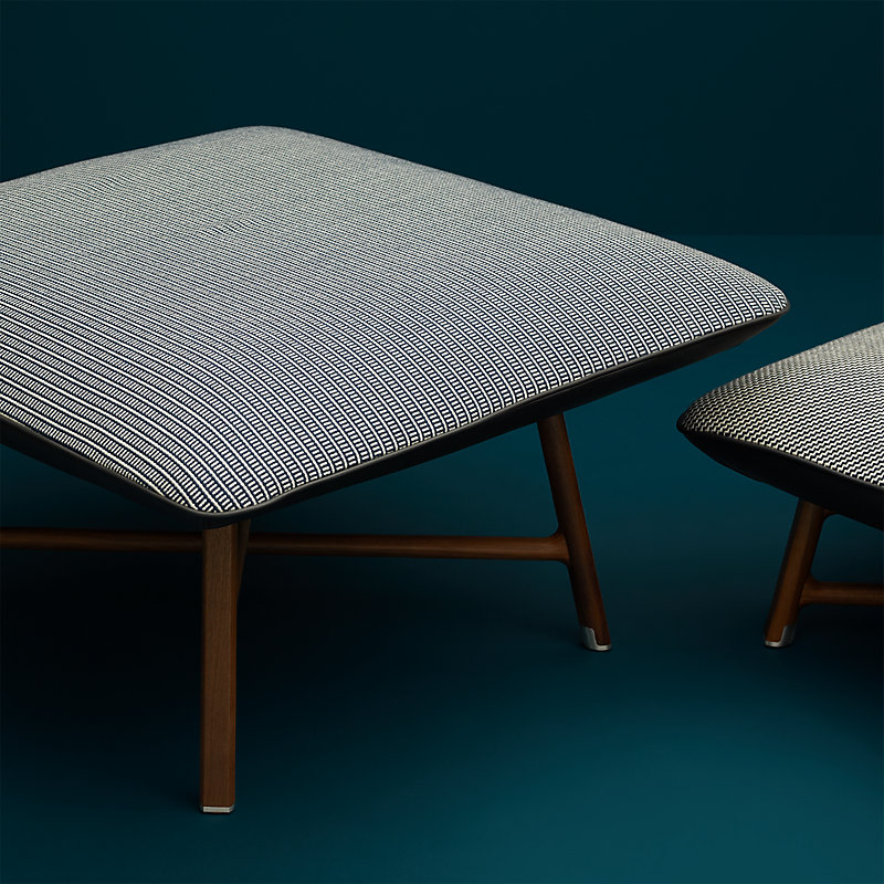 Les Necessaires d'Hermès "carre d'assise" low stool, high model 85