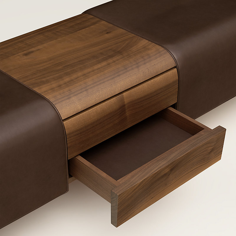 Les Necessaires d'Hermès cheval d'arçons bench
