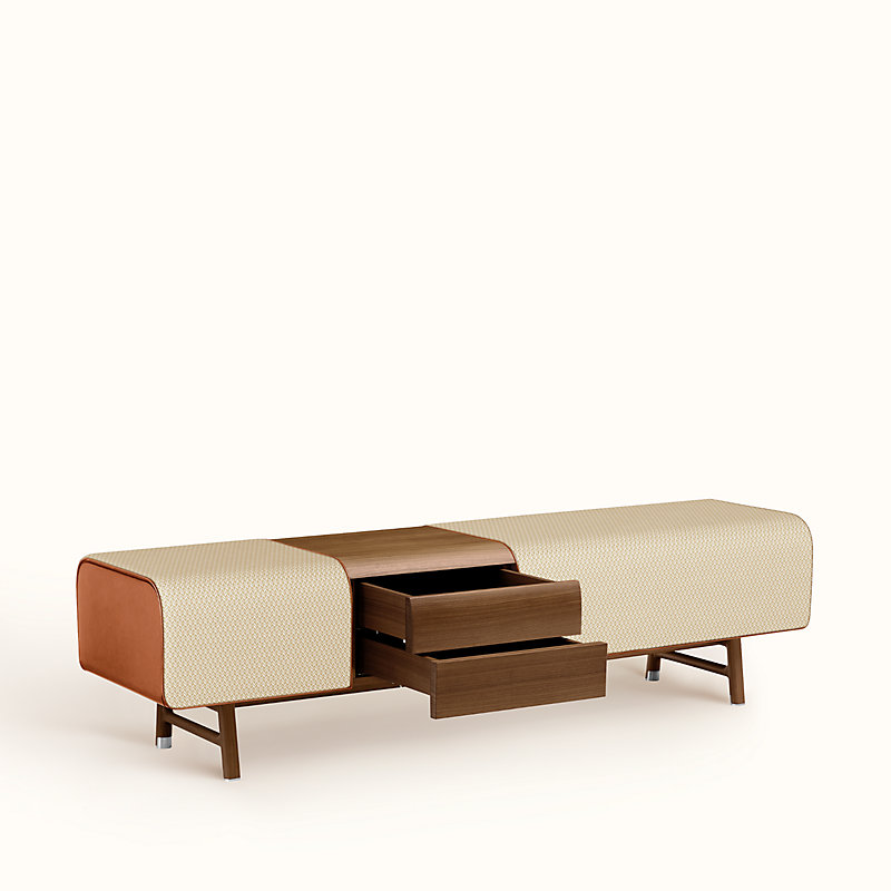 hermes bench