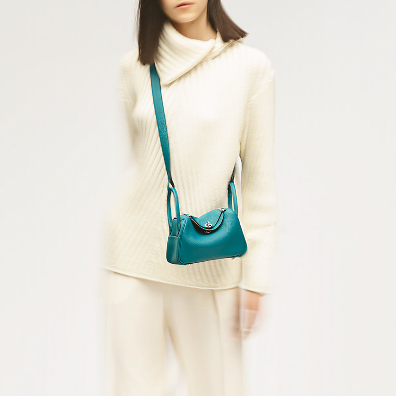 Hermes mini lindy handbag tiny shopping tote casual crossbody shoulder bag  elegant bowling bag