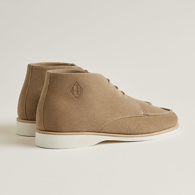 Line derby shoe