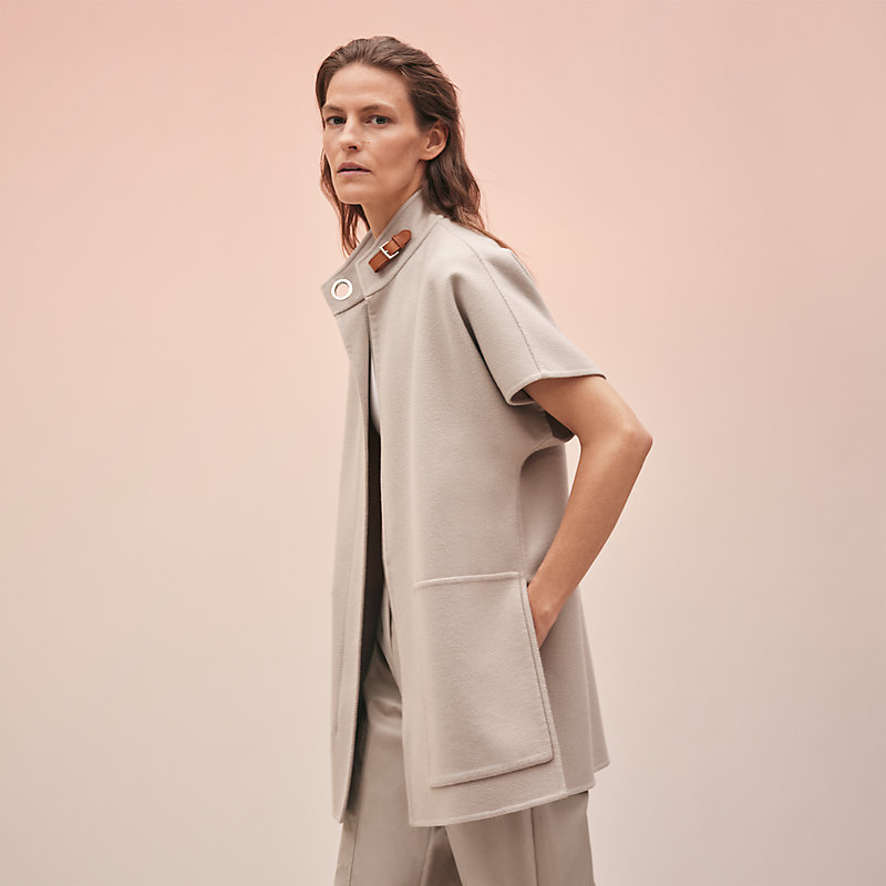 Long short-sleeve vest with eyelet closure | Hermès Singapore Long short-sleeve vest with eyelet closure | Hermès Singapore