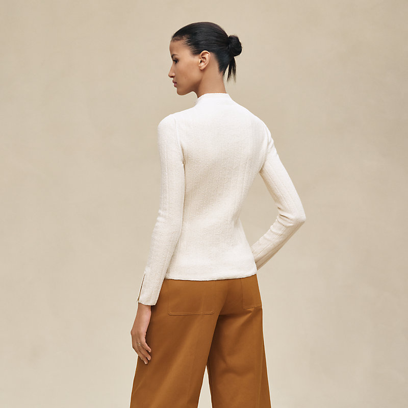 Long-sleeve sweater