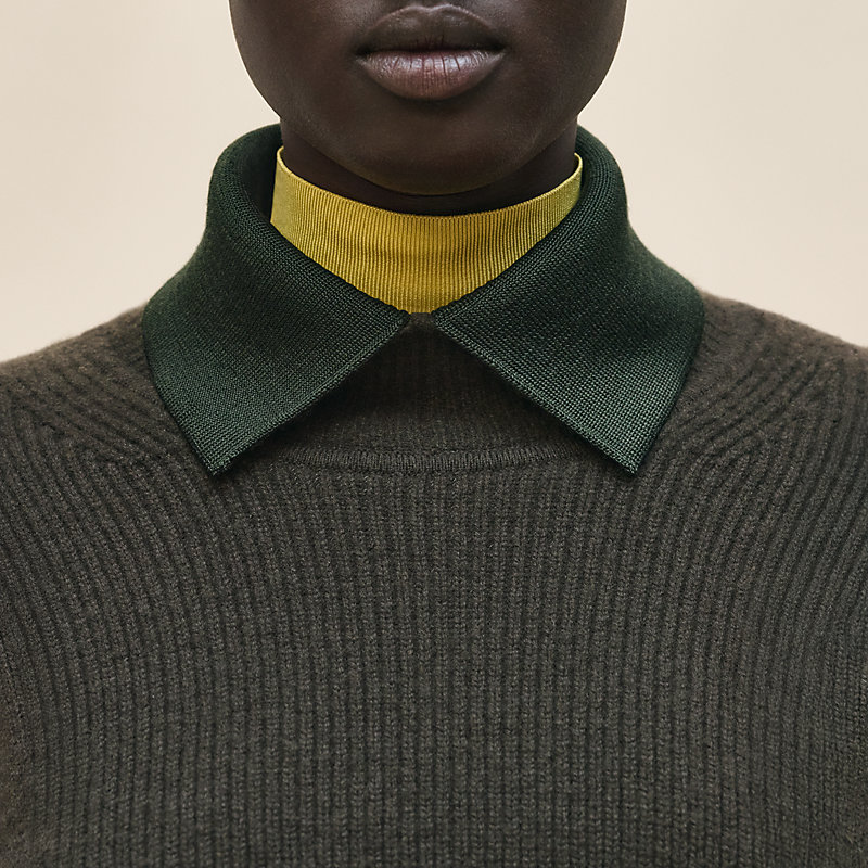 Long-sleeve sweater