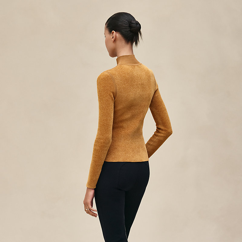 Long-sleeve sweater
