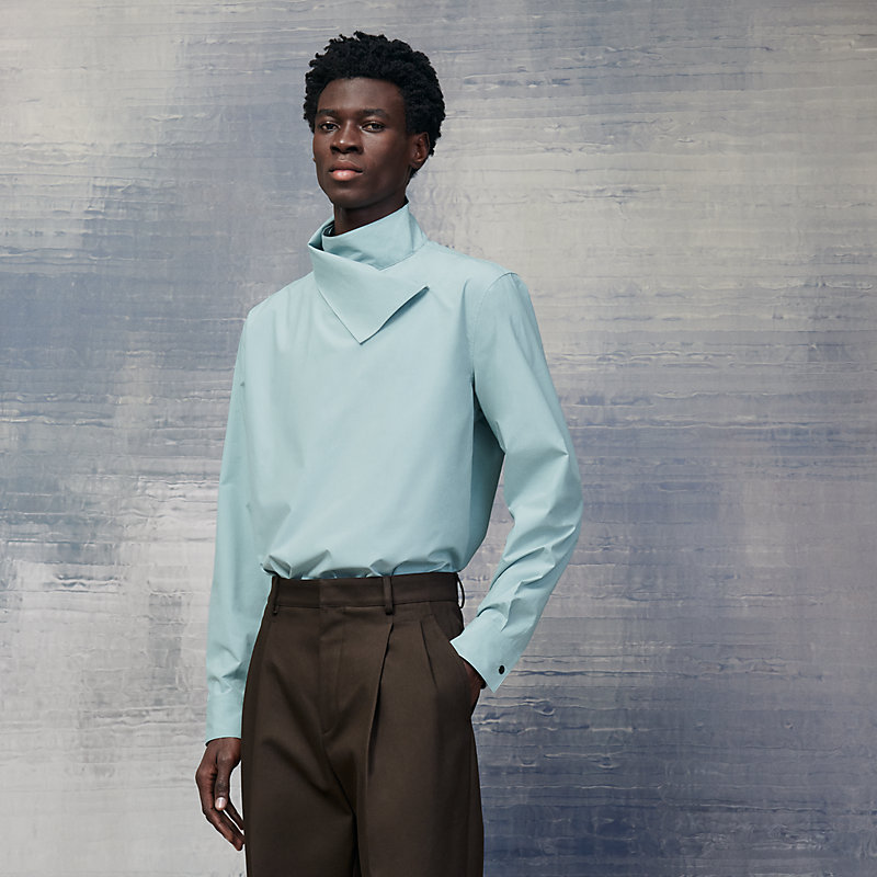 Long-sleeve t-shirt with twisted collar 