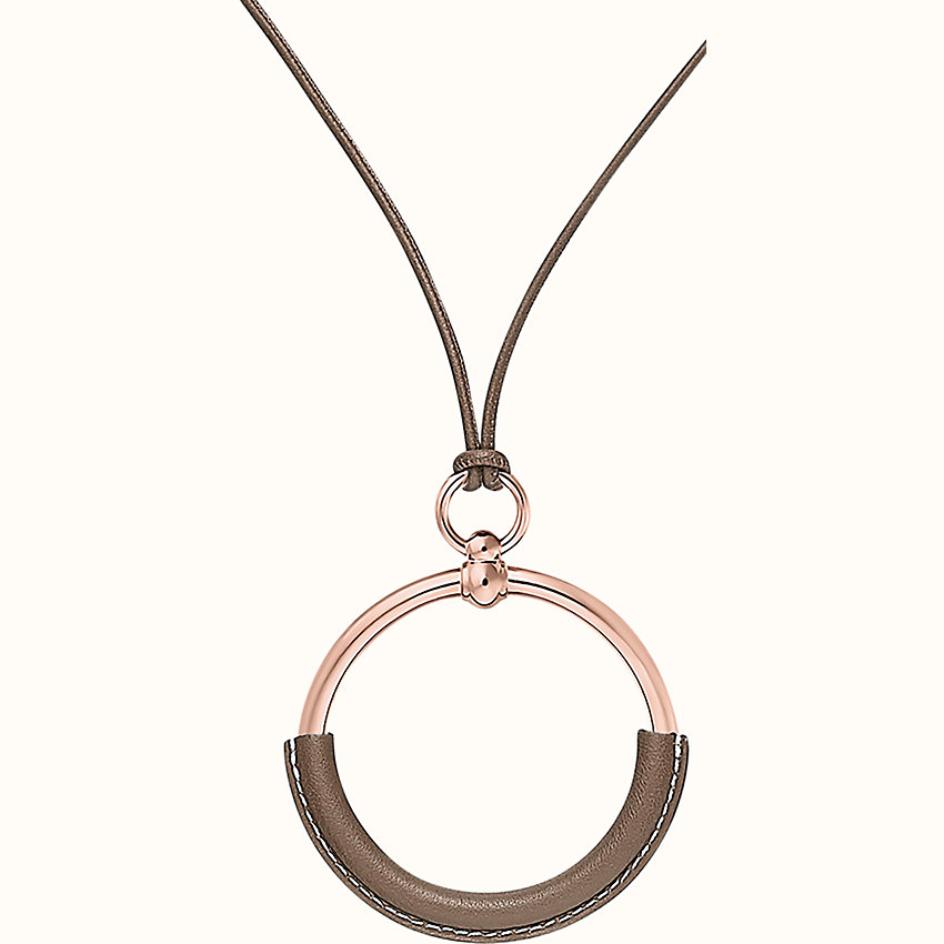 hermes loop pendant