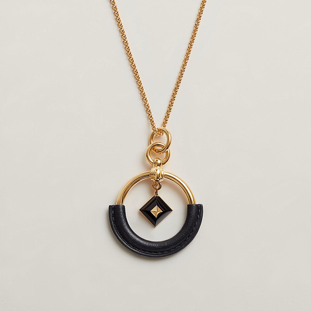 Loop Medor pendant, small model | Hermès USA