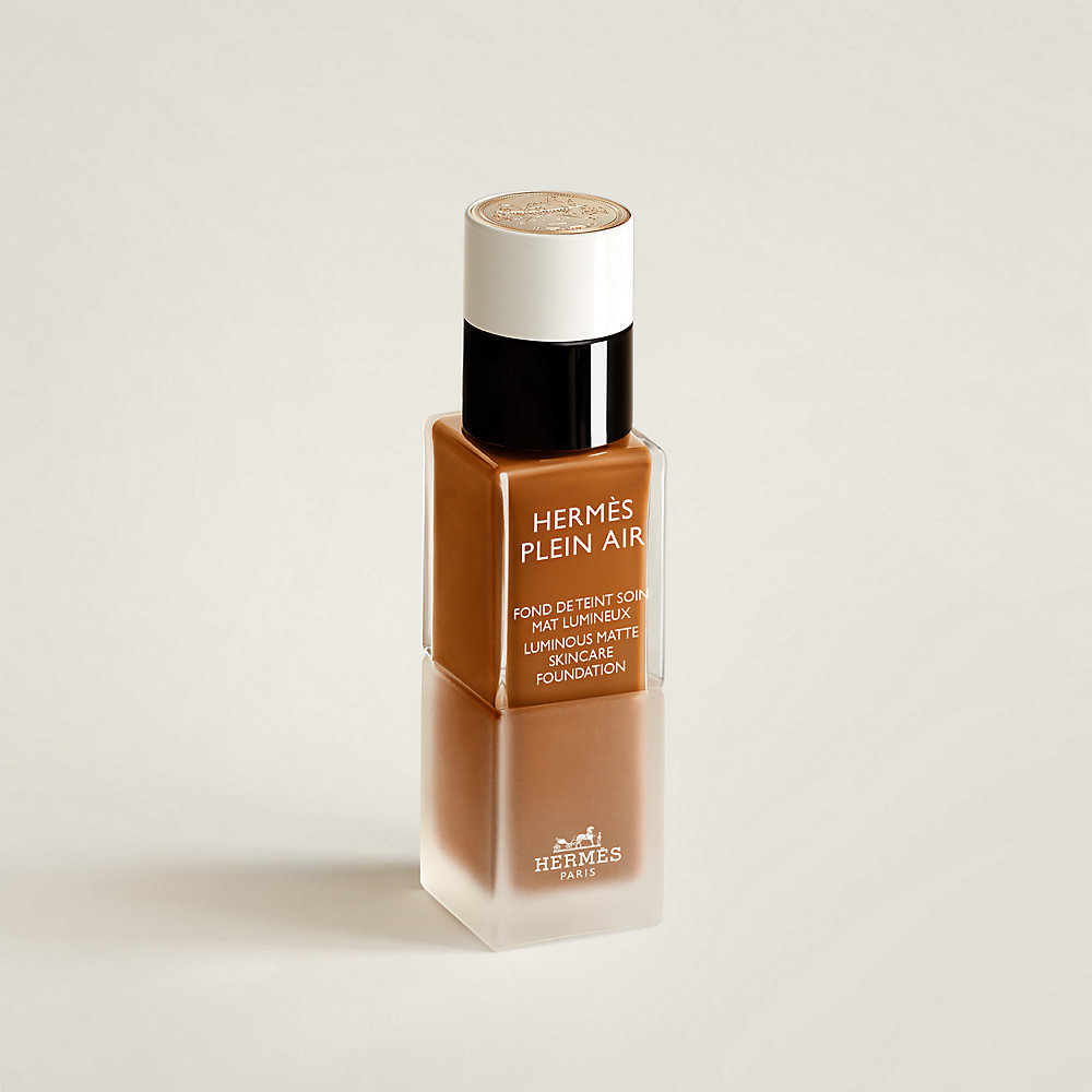 Luminous matte skincare foundation, 75C Gold | Hermès Greece
