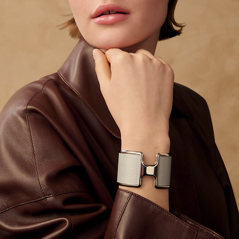Manchette Olympe - Gris | Hermès France Manchette Olympe - Gris | Hermès France