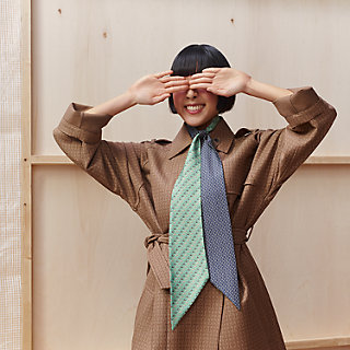 Nouer Foulard Come Indossare Carre Hermes Maxi Nastro Stile