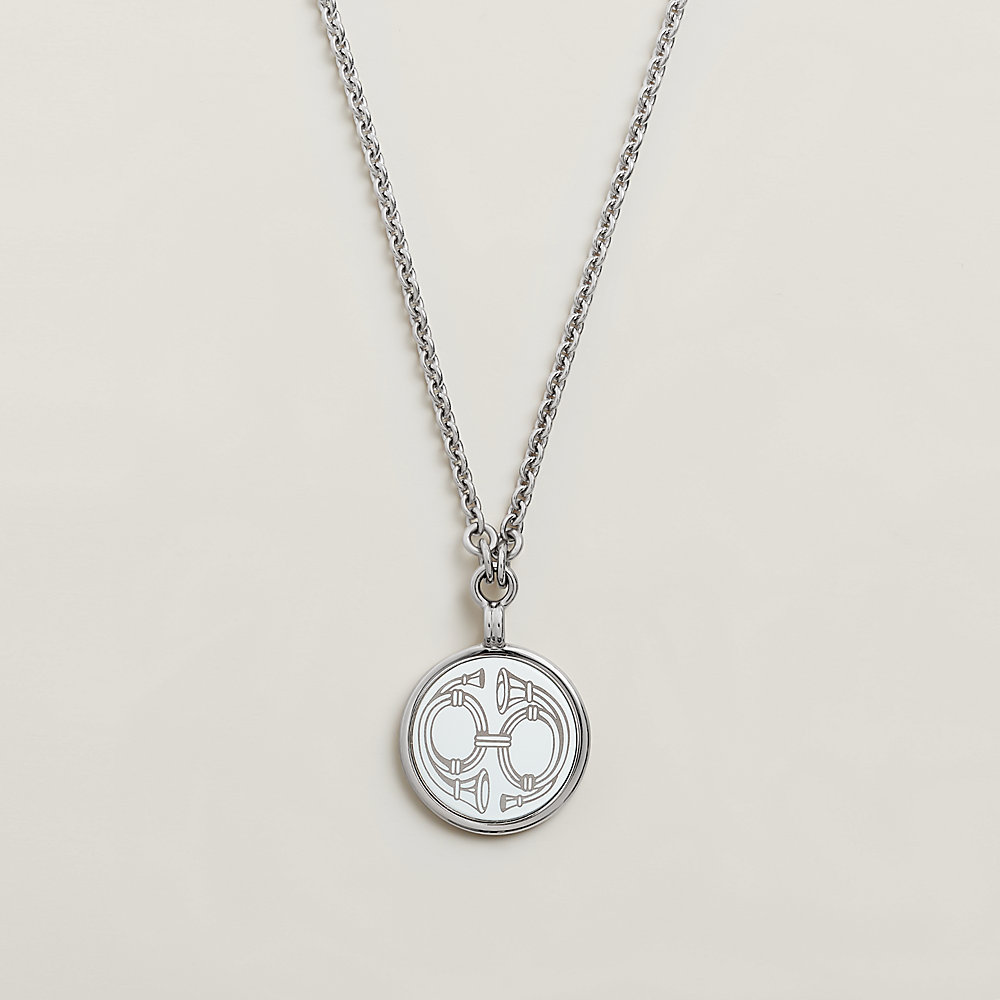 Medaille Bijou Deux Cors necklace, small model | Hermès USA