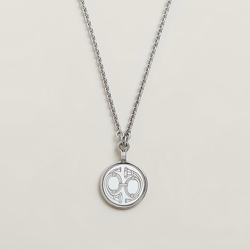 HERMES☆Medaille Bijou Deux Cors ネックレス、スモールモデル Medaille Bijou Deux Cors necklace, small model | Hermès