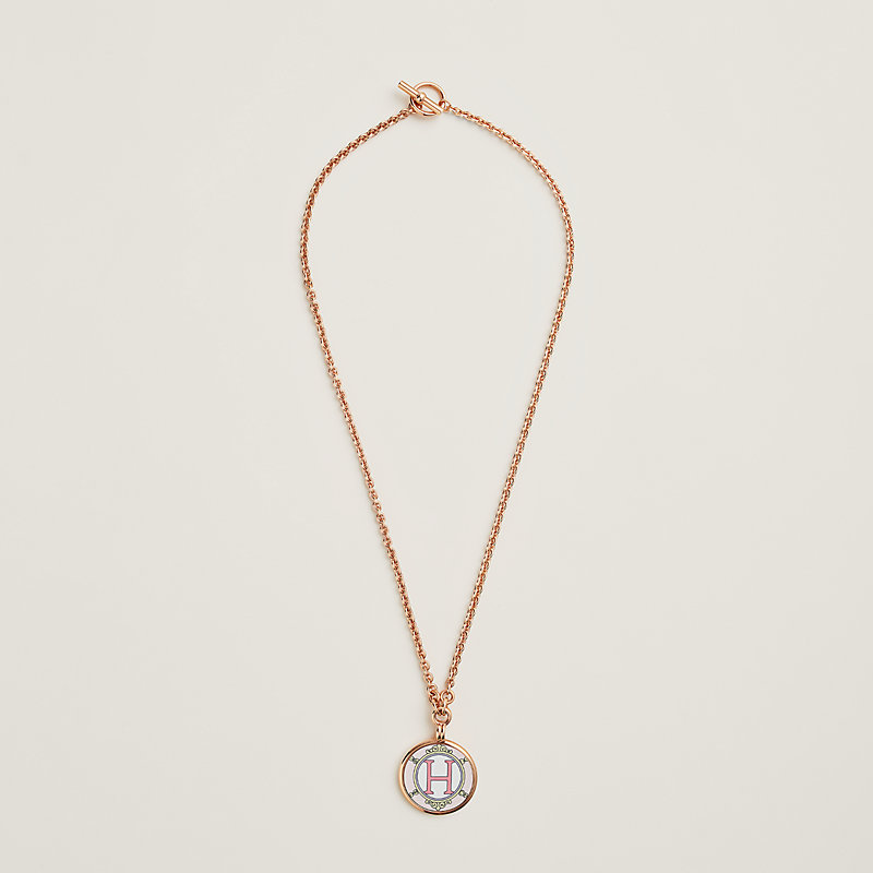 Medaille Blason pendant, small model | Hermès USA