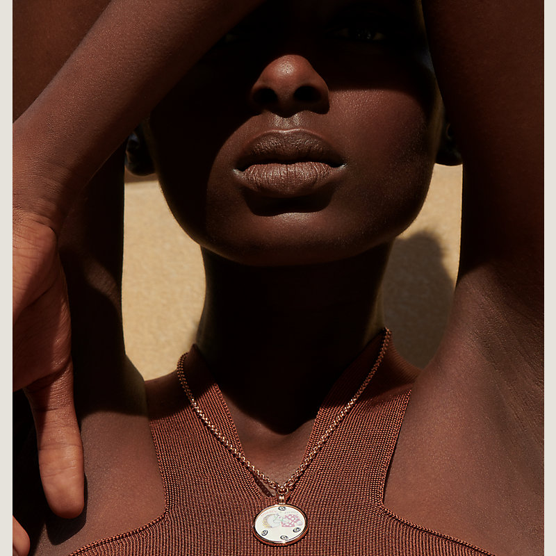 ネックレス・ペンダント HERMES Edaille Funny Ice Cream S Medaille Funny Ice Cream necklace, small model | Hermès Canada