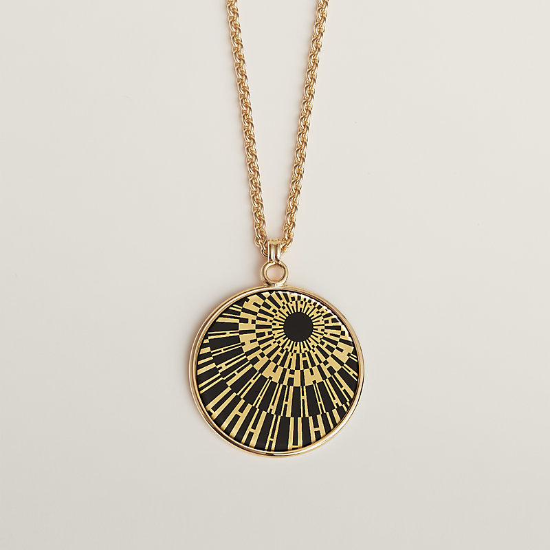 HERMES ネックレス Medaille OP'H necklace, large model 直営店 medaille-op-h-necklace-large-