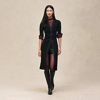 mid-length-buttoned-dress--