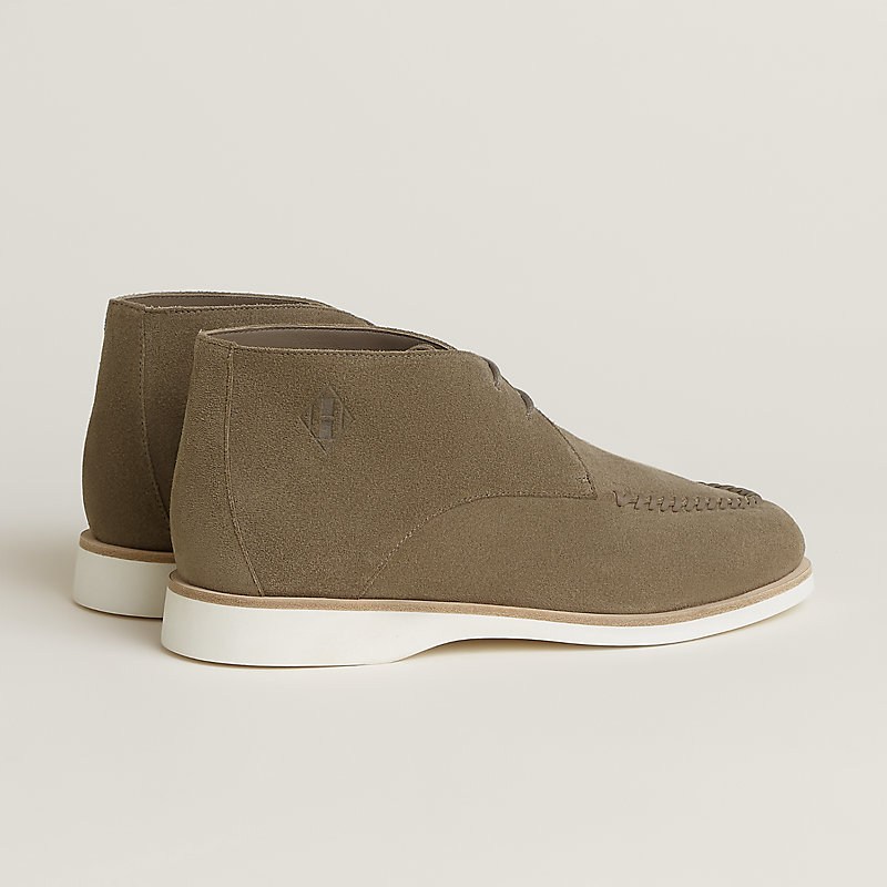 Middle derby shoe