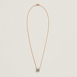 Necklaces for Women - Designer Gold Pendants