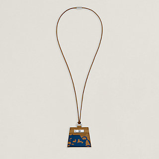 人気★HERMES★Monpetitkelly pendant large model Monpetitkelly pendant, large model | Hermès Malaysia
