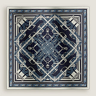 Mors a Jouets Bandana shawl 140