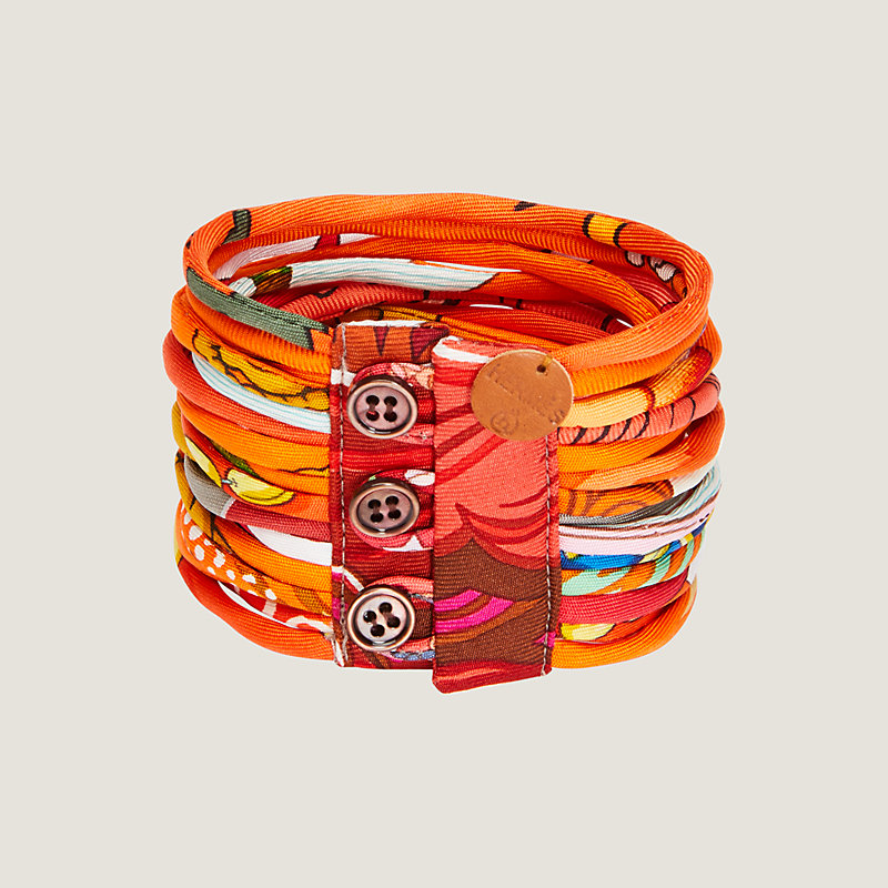 Multistrand silk bracelet
