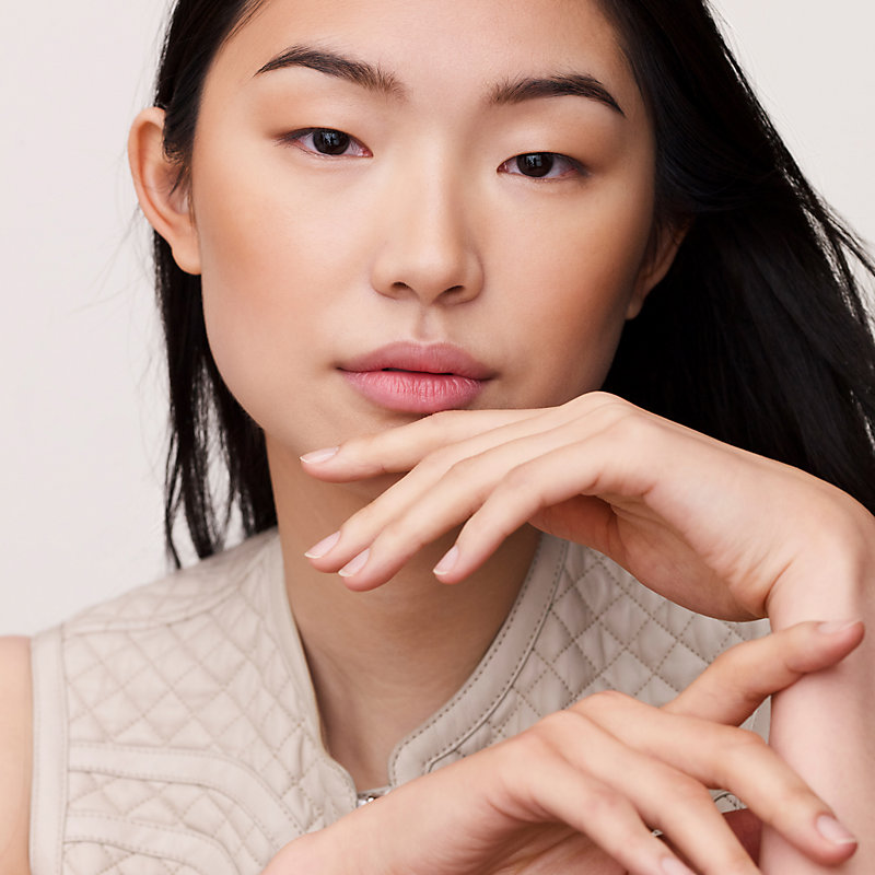 Nail polish base coat | Hermès USA