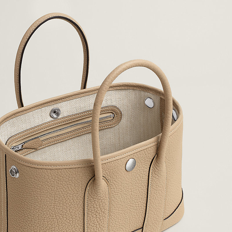 `収納力抜群♪`【HERMES】Neo Garden 23 bag New Hermès Mini Garden Party Unboxing! First Impressions