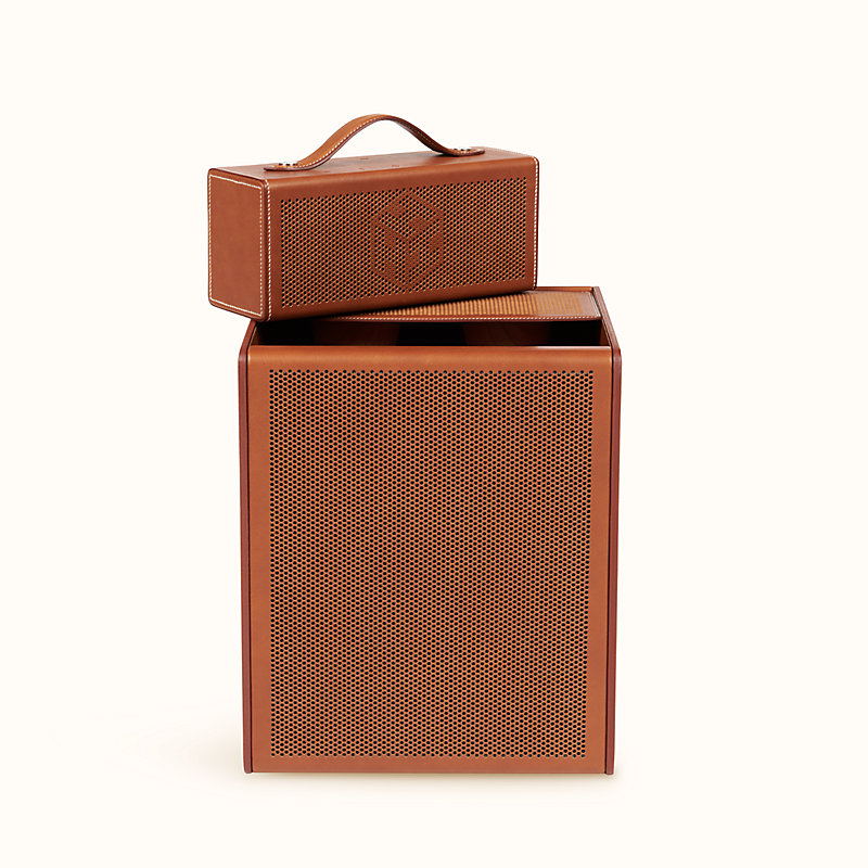 Odyssee Terre mobile speaker
