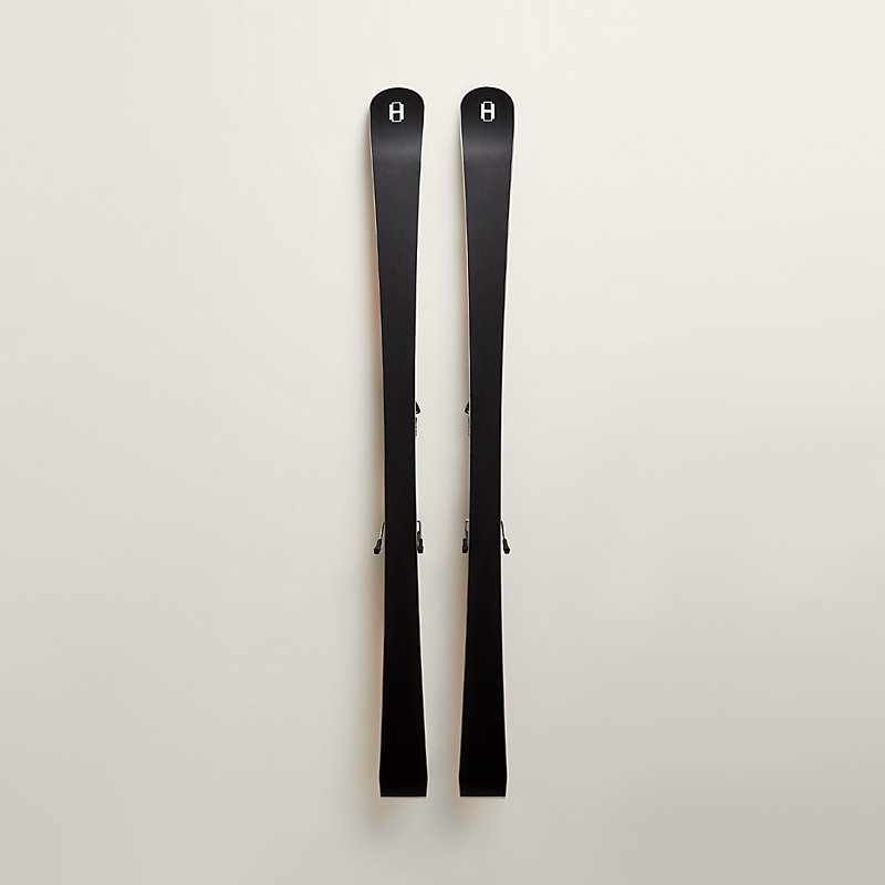 Off Piste pair of alpine skis