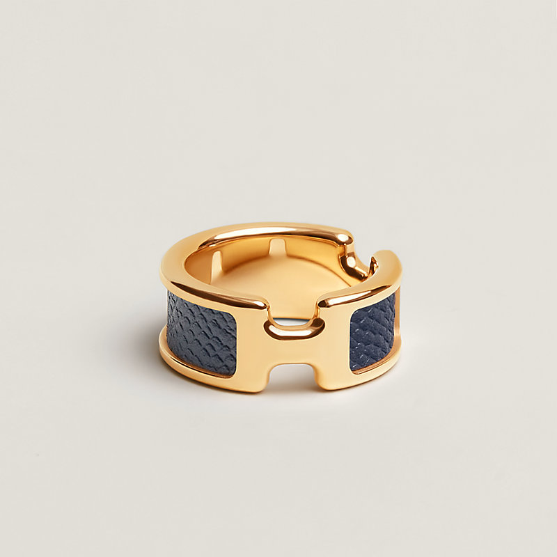 優美な存在感を添える HERMES Olympe modello piccolo リング 優美な存在感を添える HERMES Olympe modello piccolo リング