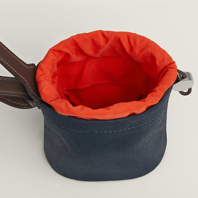 【HERMES】On-the-go dog pouch Hermes On The Go Dog Pouch | Luxury Pet Shopping | Mightychic