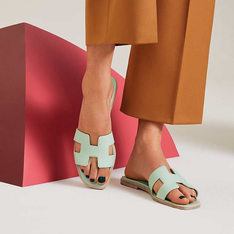 Hermes Oasis Sandals. Rose Color. Epsom. Size 38. June 2023, Women's  Fashion, Footwear, Sandals on Carousell