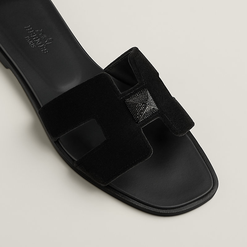 Oran sandal