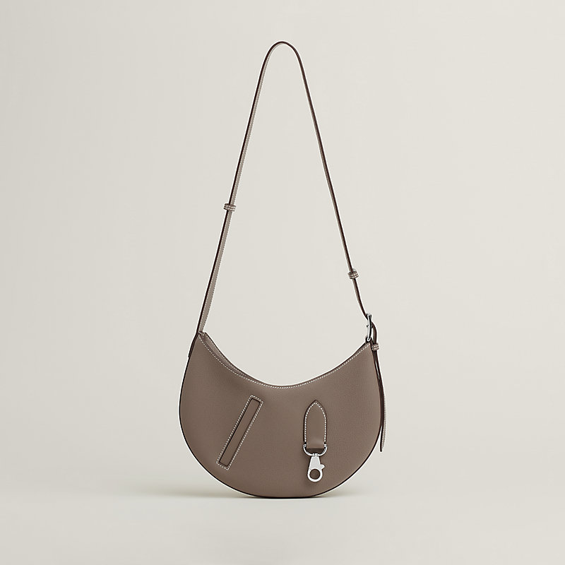 高級レザーのコンビネーション♪【HERMES】P’tit Arconバッグ P'tit Arcon bag | Hermès Canada