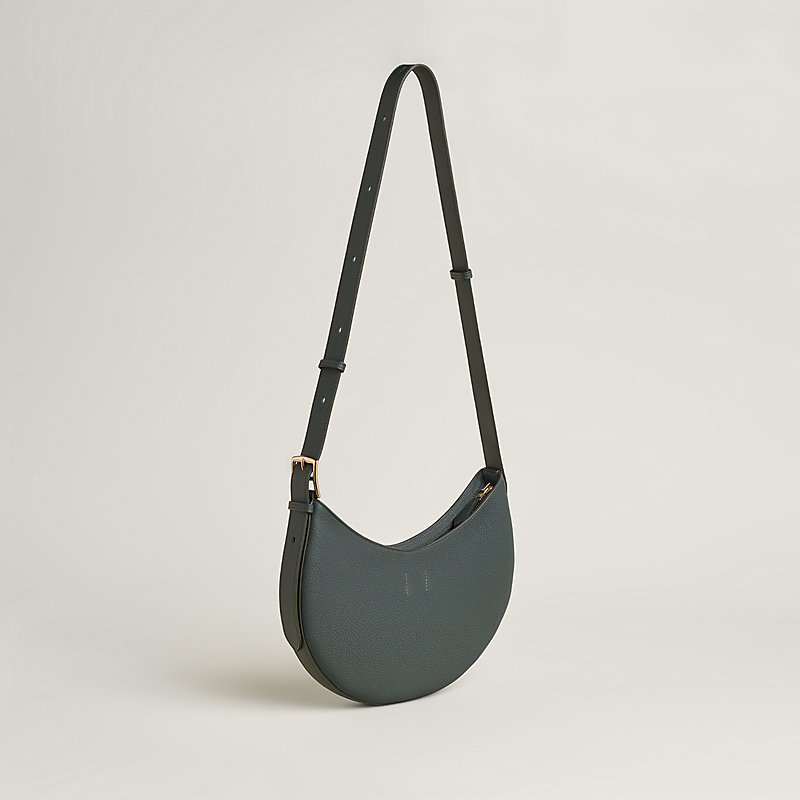 HERMES P’tit Arcon プチアルソン P'tit Arcon bag - Beige | Hermès Canada