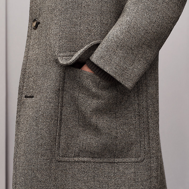 Pierre Nouveau Volume cashmere coat