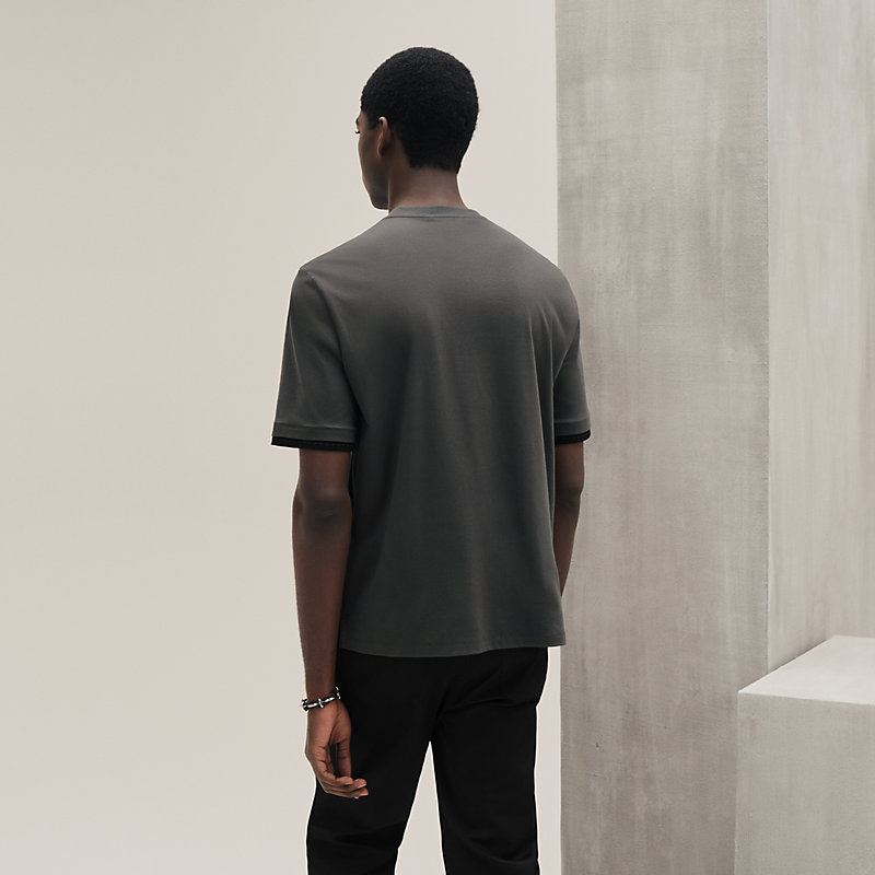 日常に品格を添える HERMES T-shirt “piquures sellier” Piqures sellier