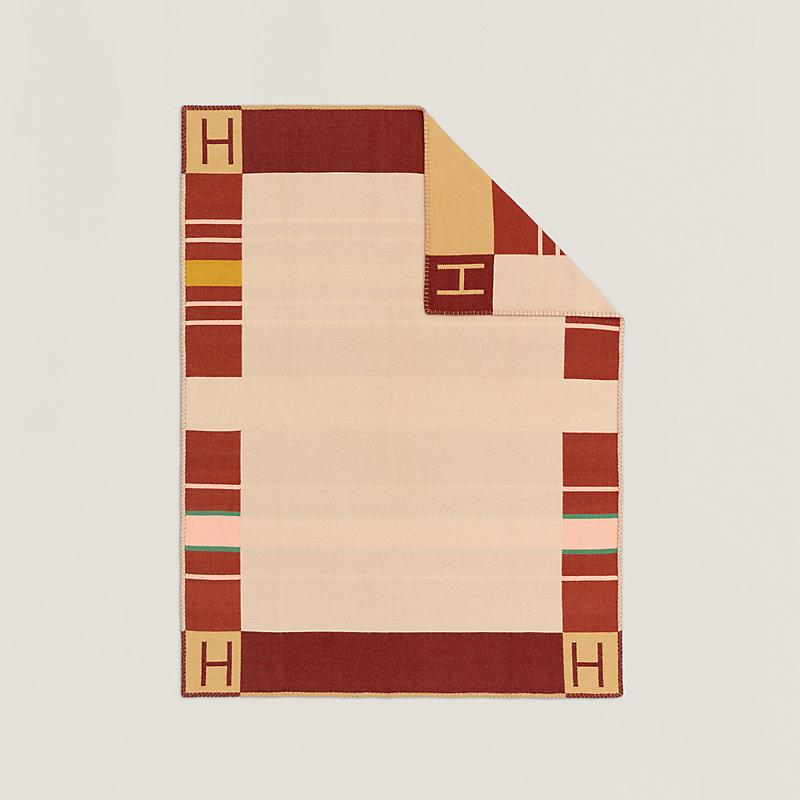 Plaid Avalon Cab