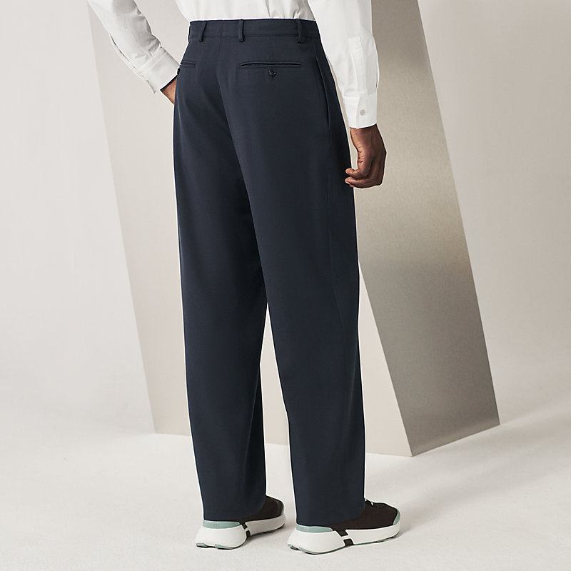 旅行にも◎しわ加工が夏らしい1着 Hermes\tPleated Raspailパンツ Pleated Raspail pants | Hermès UAE