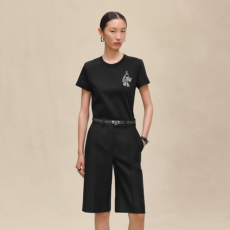 洗練された個性をまとう HERMES straight Tシャツ Printed straight t-shirt | Hermès Australia