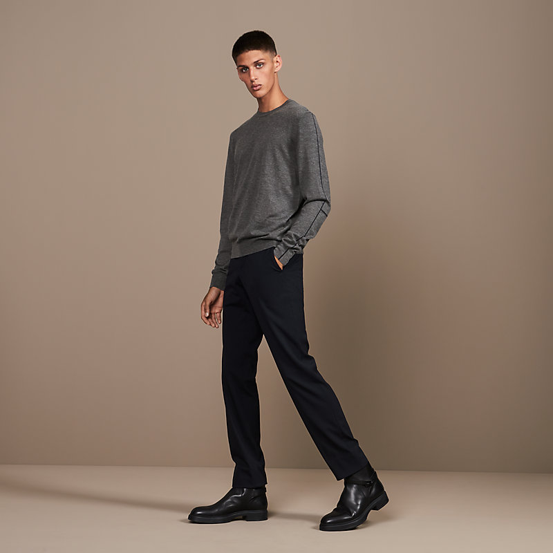 "Profil H" crewneck sweater