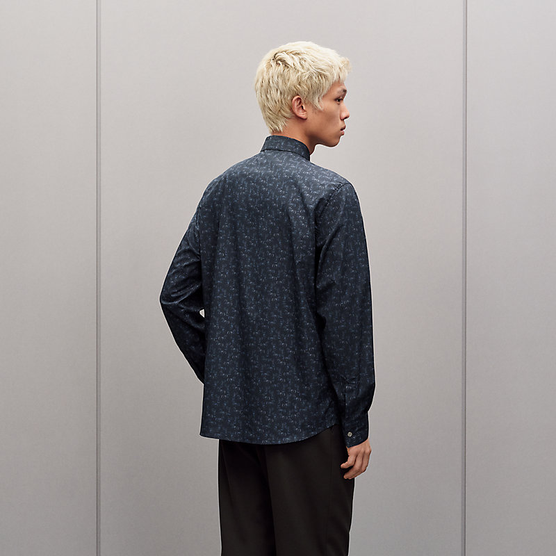 "Quadrigalop" straight cut shirt with Louis collar