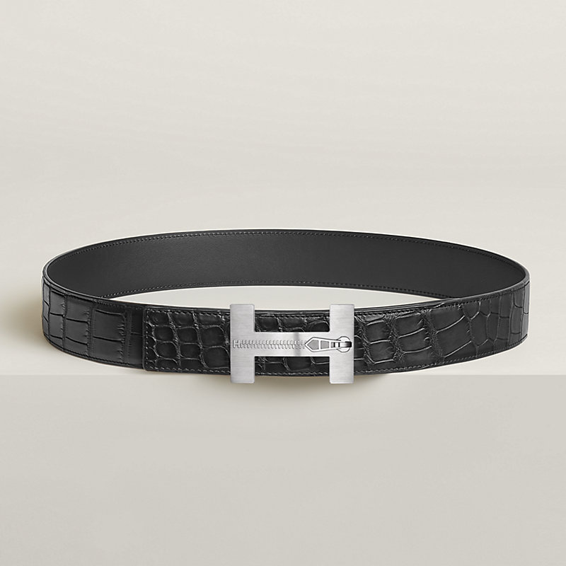 quizz-ferme-tout-belt-buckle-