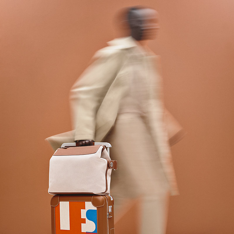便利なショルダー♪【HERMES】R.M.S 12H トートバッグ R.M.S 12H bag | Hermès USA