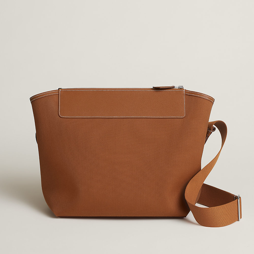 '軽量で折りたためる'【HERMES】R.M.S 12H バッグ R.M.S 12H bag | Hermès USA
