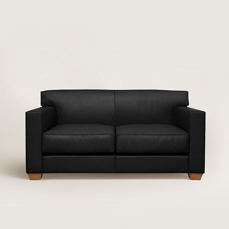colisión visual vistazo Reeditions J.-M. Frank par Hermes Comfortable 2-seater sofa | Hermès Finland