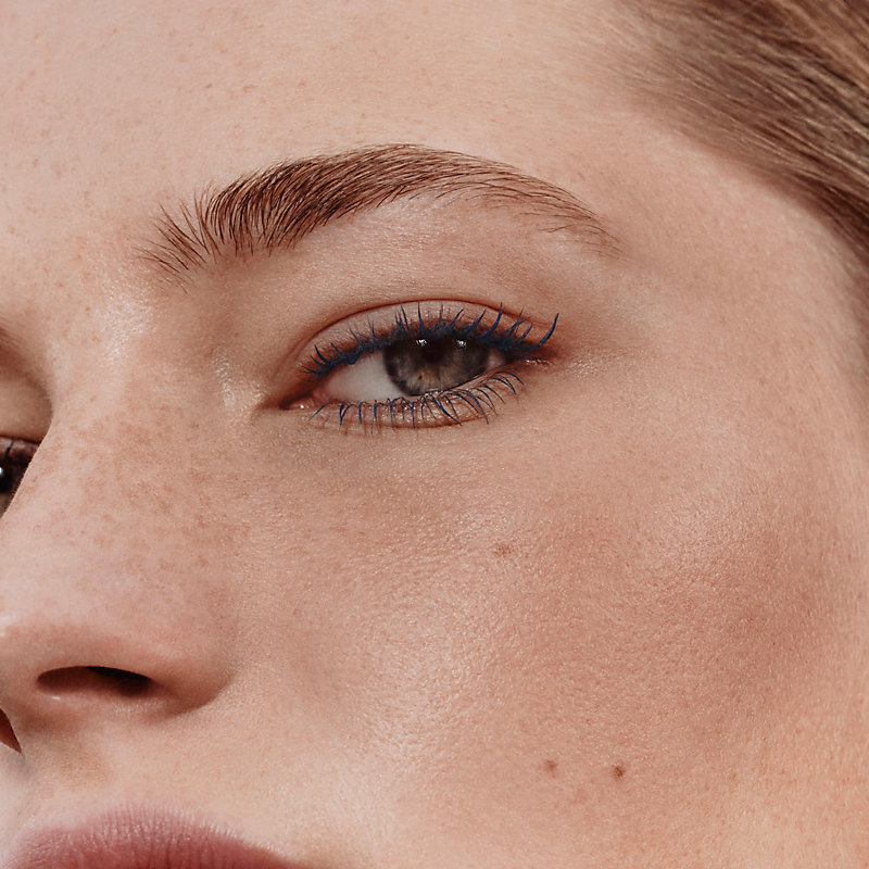 Revitalizing care mascara, Bleu Encre