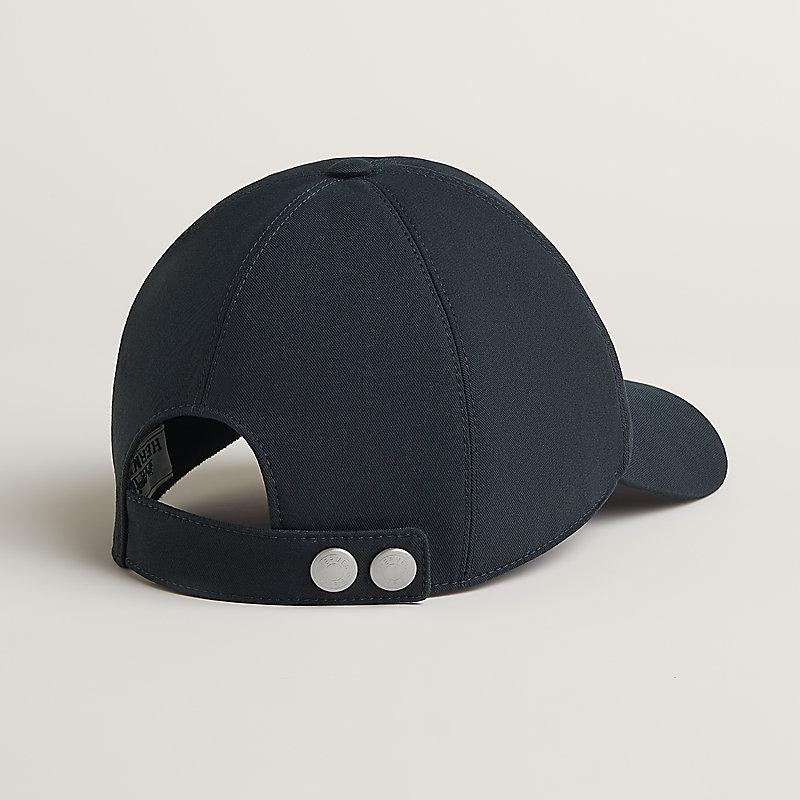 Riley H Droit cap
